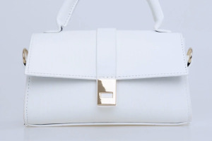 Mıknatıslı kadın el tutmalı ve omuz çantası